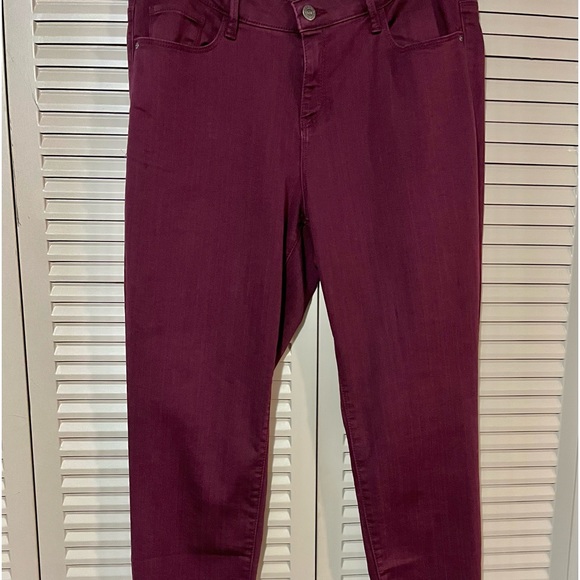 LEI NWOT and never worn, Junior size 15 skinny jeans in dark plum color. - Picture 2 of 9